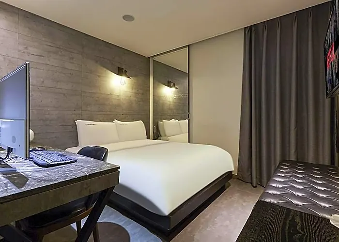 Jongno Hertz Hotel