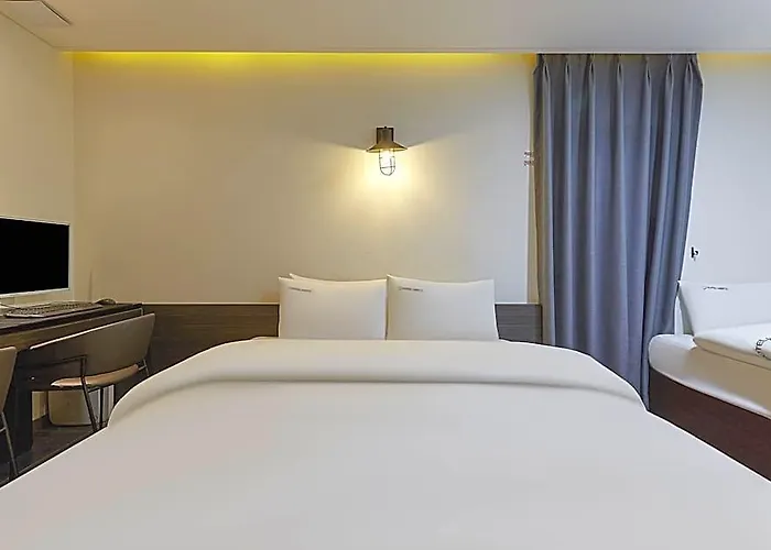 Jongno Hertz 3*